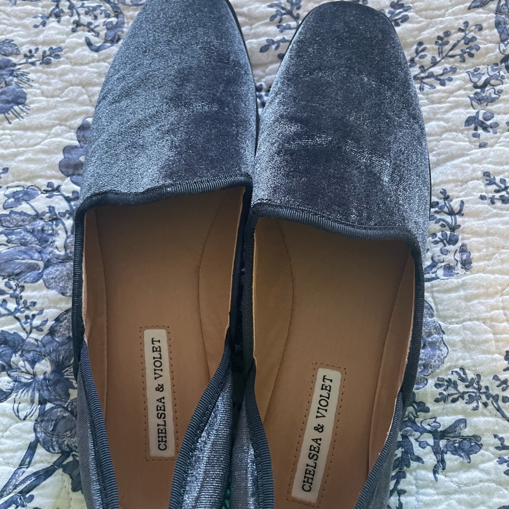 Blue velvet flats size 9, barely used